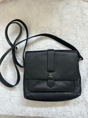 Fossil Black Pebbled Leather Crossbody Bag